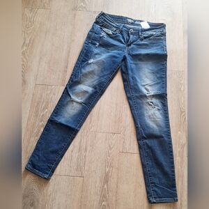 Levi's Size 9 Women's Distressed Skinny Jeans - Dark Blue